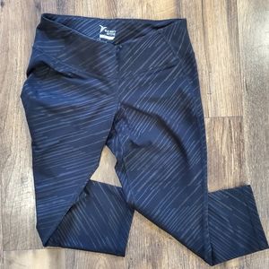 Old Navy Active Crop Leggings